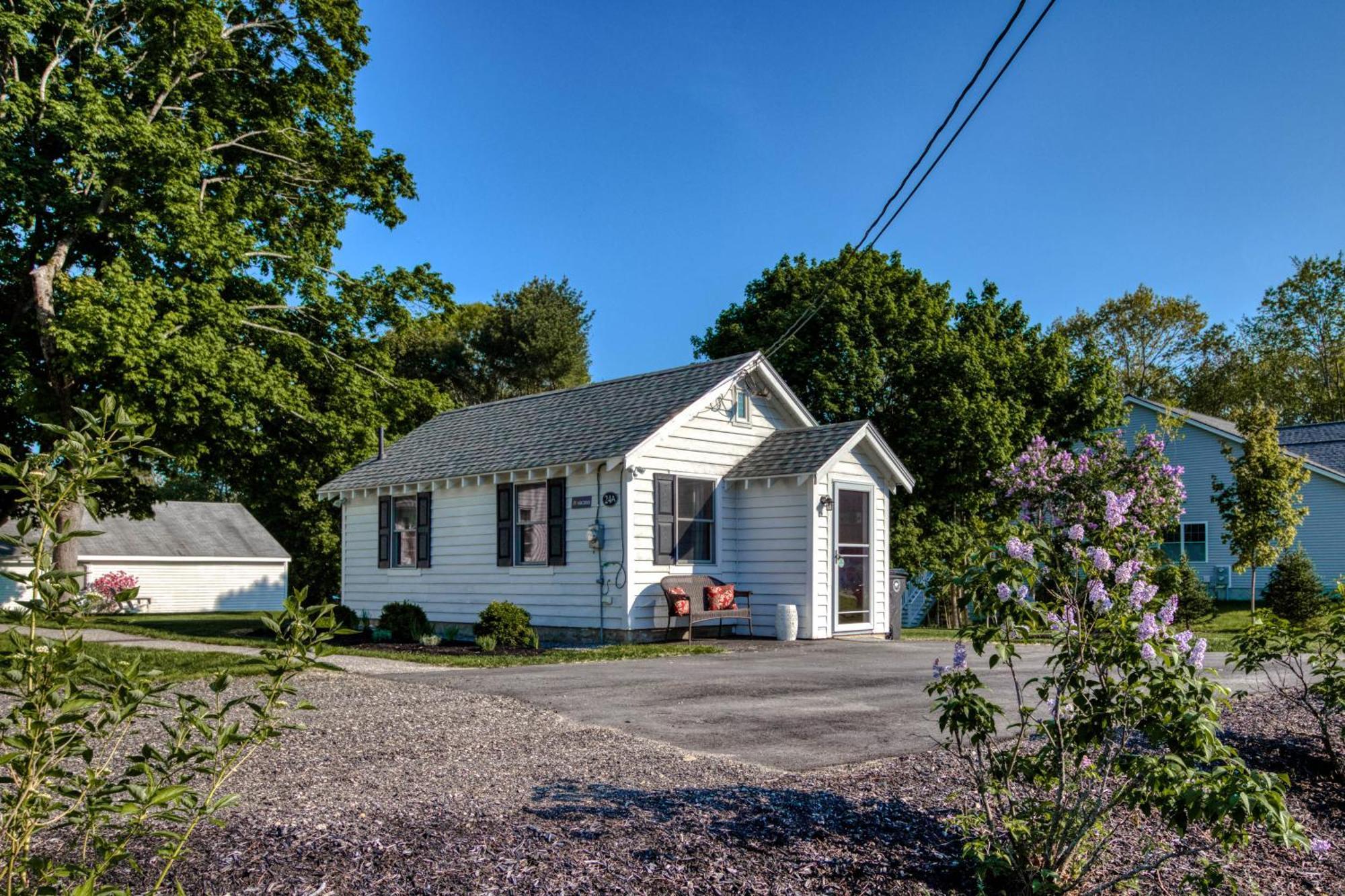 Charming Kennebunk Studio Cottage With Beach Access エクステリア 写真